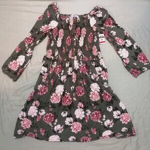 🇨🇦 Bella & Birdie Green and Pink 3/4 Sleeve Dress, NWT